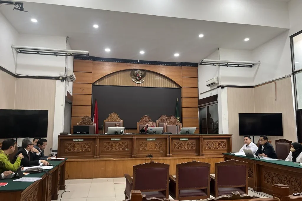 PN Jakarta Selatan Gugurkan Status Tersangka Sekjen DPR, KPK Dihujani Protes Hukum