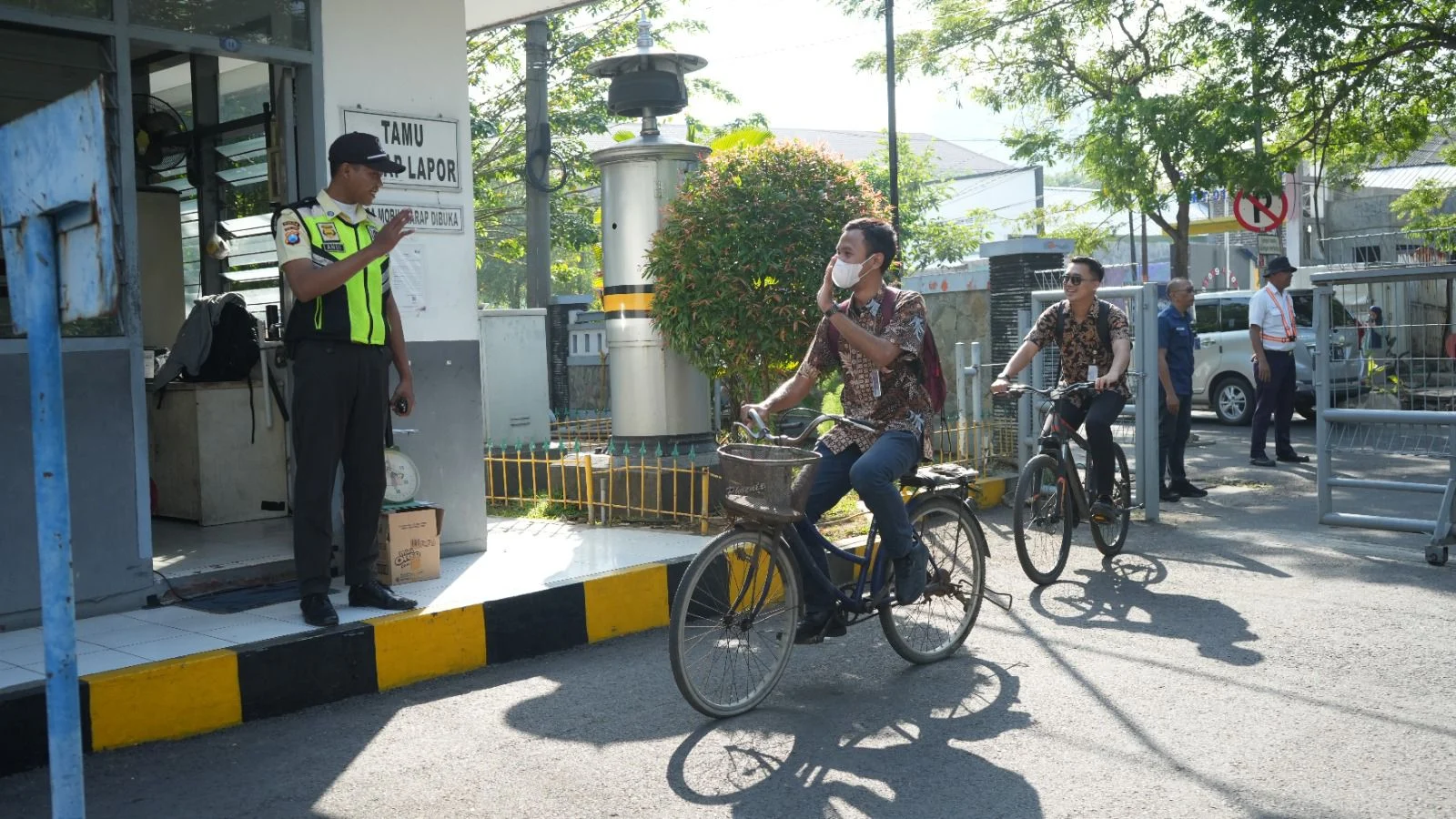 Surabaya Terapkan Kebijakan Tanpa Mobil Pribadi pada Hari Selasa untuk ASN